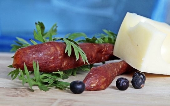 Antybakteryjny monolaurynian glicerolu przeciwdrobnoustrojowy emulgator przedłużający okres przydatności do spożycia hot-dogów