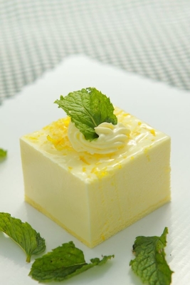 HALAL Food Grade Emulsifier Cake Improvement SP Cake Oil 20kg / beczka Żółtawy żel