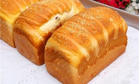 Żółtawy żel ulepszacz chleba Doskonała struktura chleba Wzmocniona objętość chleba Szybkie zmiękczanie