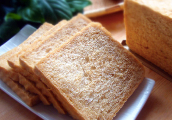 Żółtawy Żel Naturalne Emulgatory Żywności Chleb Emulgujący Krem Nawilżający 5kg / Baryłkę